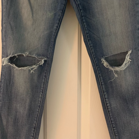 American Eagle High Waisted Jeans - Picture 4 of 8